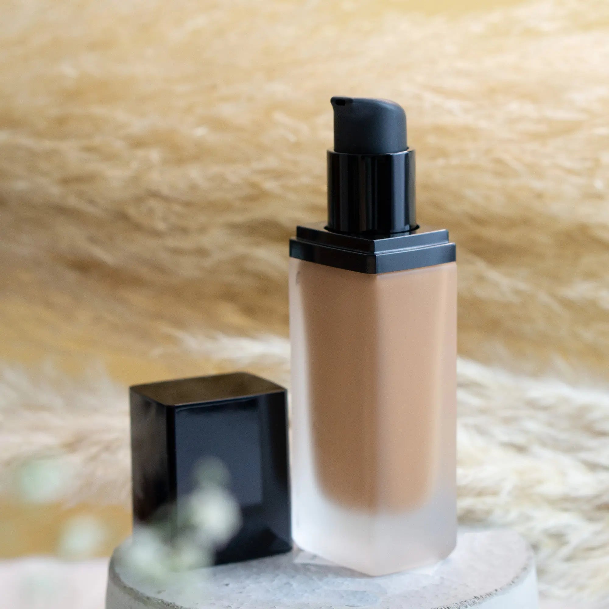 Foundation with SPF - Porcelain - BALIVENO FASHION HOUSE LTD