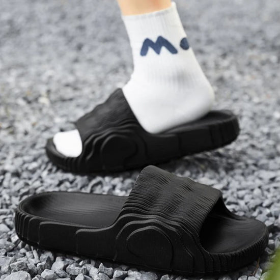 Indoor Outdoor Slippers For Men Women Summer Platform Shoes Soft EVA Anti-slip Couples Bathroom Beach Slides Leisure Sandals