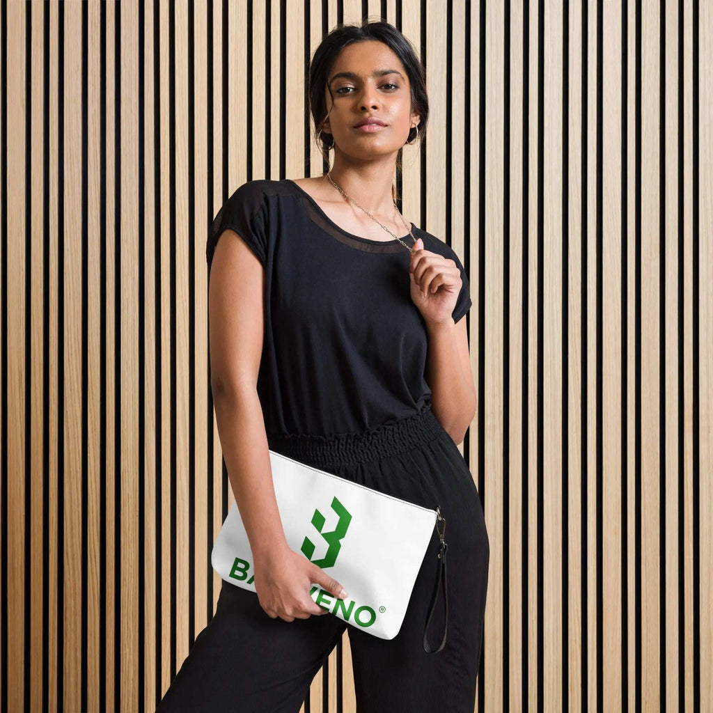 crossbody bagCrossbody bagKeep your style on point and your hands free with our versatile crossbody bag. It’s made of premium faux leather and features dark gray hardware. Thanks to the zip-t[Bal]
