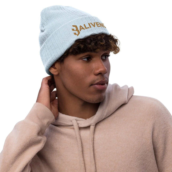 Baliveno RibbedBaliveno Ribbed knit beanieMake a statement and set your own trends with the Baliveno Ribbed Knit Beanie – your go-to accessory for all seasons, not just the cold weather.
Crafted from a blend[Bal]