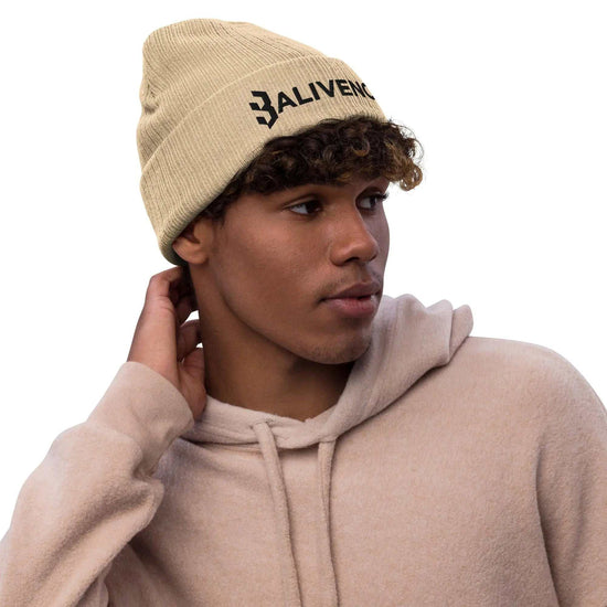 Baliveno RibbedBaliveno Ribbed knit beanieMake a statement and set your own trends with the Baliveno Ribbed Knit Beanie – your go-to accessory for all seasons, not just the cold weather.
Crafted from a blend[Bal]