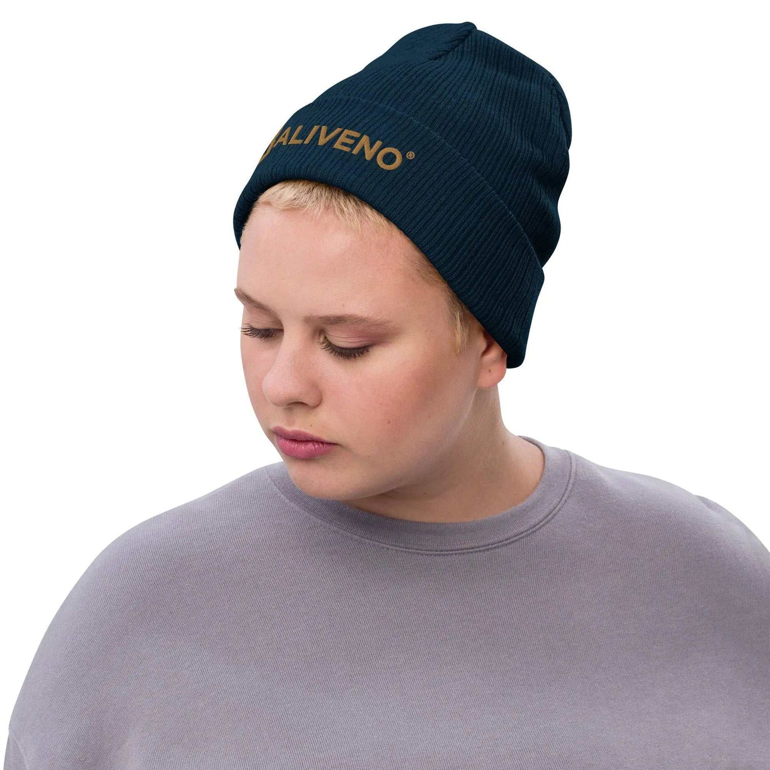 Baliveno RibbedBaliveno Ribbed knit beanieMake a statement and set your own trends with the Baliveno Ribbed Knit Beanie – your go-to accessory for all seasons, not just the cold weather.
Crafted from a blend[Bal]