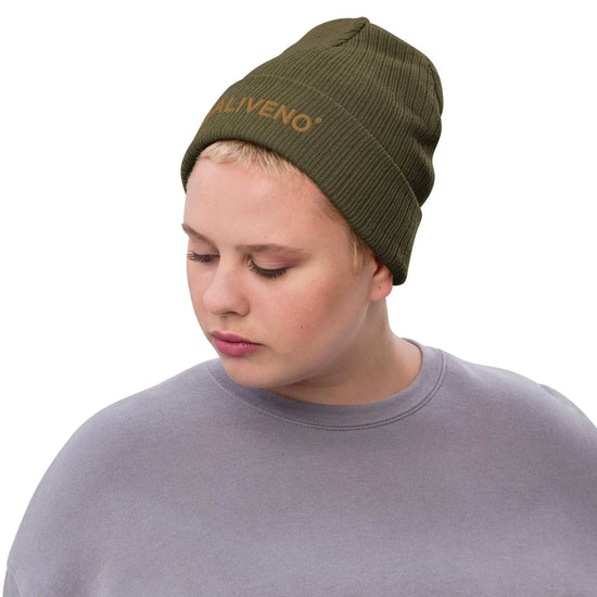 Baliveno RibbedBaliveno Ribbed knit beanieMake a statement and set your own trends with the Baliveno Ribbed Knit Beanie – your go-to accessory for all seasons, not just the cold weather.
Crafted from a blend[Bal]