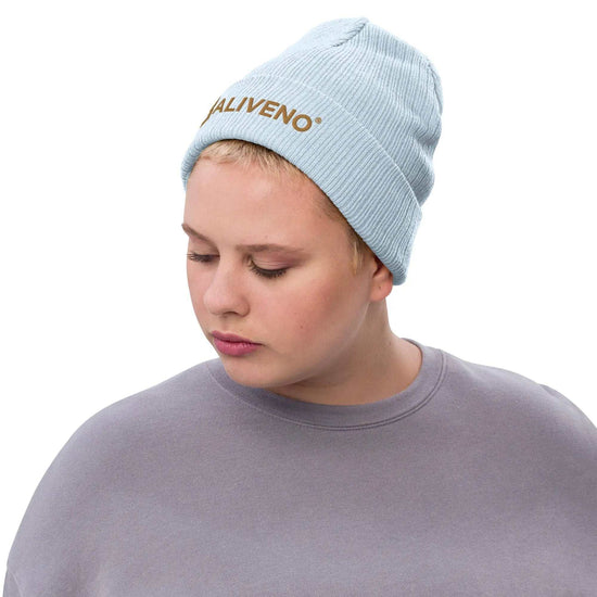 Baliveno RibbedBaliveno Ribbed knit beanieMake a statement and set your own trends with the Baliveno Ribbed Knit Beanie – your go-to accessory for all seasons, not just the cold weather.
Crafted from a blend[Bal]