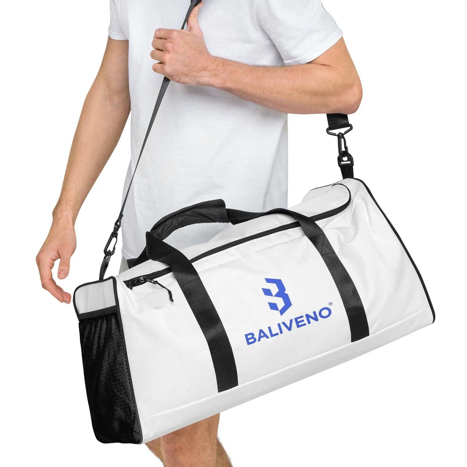 duffle bagDuffle bagThis duffle bag is the perfect companion for every occasion—take it with you when traveling, running daily errands, or going to the gym. The bag is spacious and will[Bal]