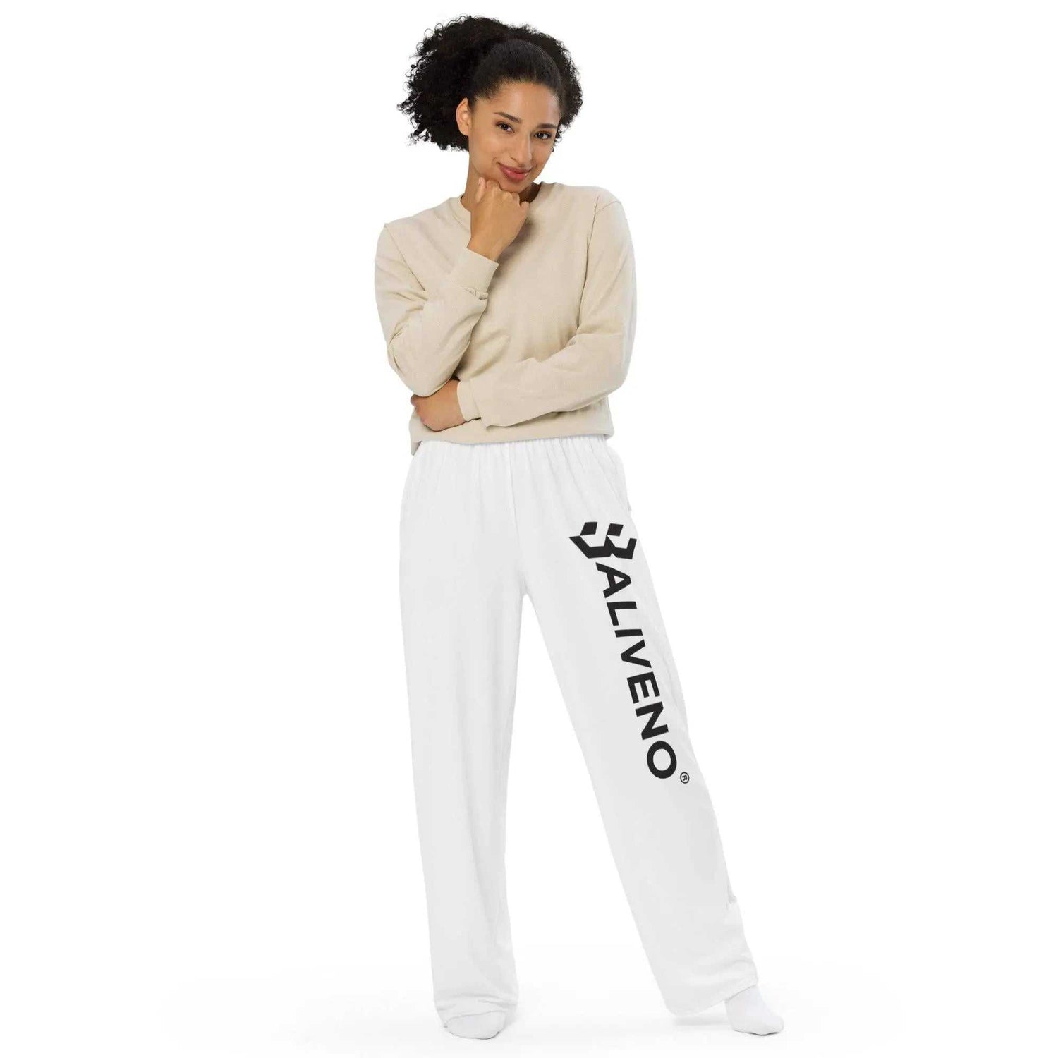 All-over printAll-over print wide-leg pantsUpgrade your loungewear with the trendy All-Over Print Wide-Leg Pants. These stylish knit pants combine the relaxed feel of sweatpants with a fashionable all-over pr[Bal]