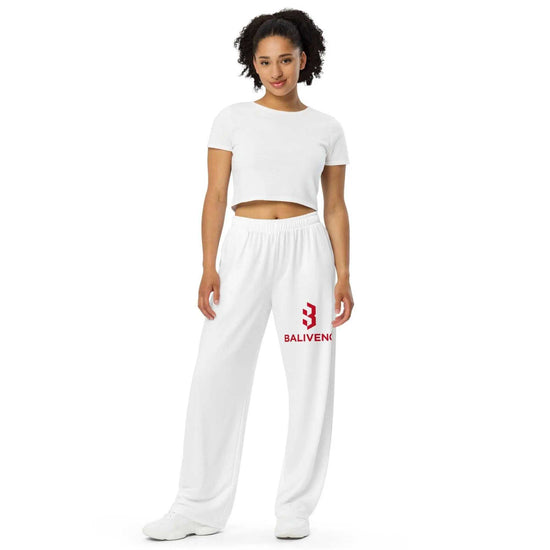 All-over printAll-over print wide-leg pantsUpgrade your loungewear with the trendy All-Over Print Wide-Leg Pants. These stylish knit pants combine the relaxed feel of sweatpants with a fashionable all-over pr[Bal]