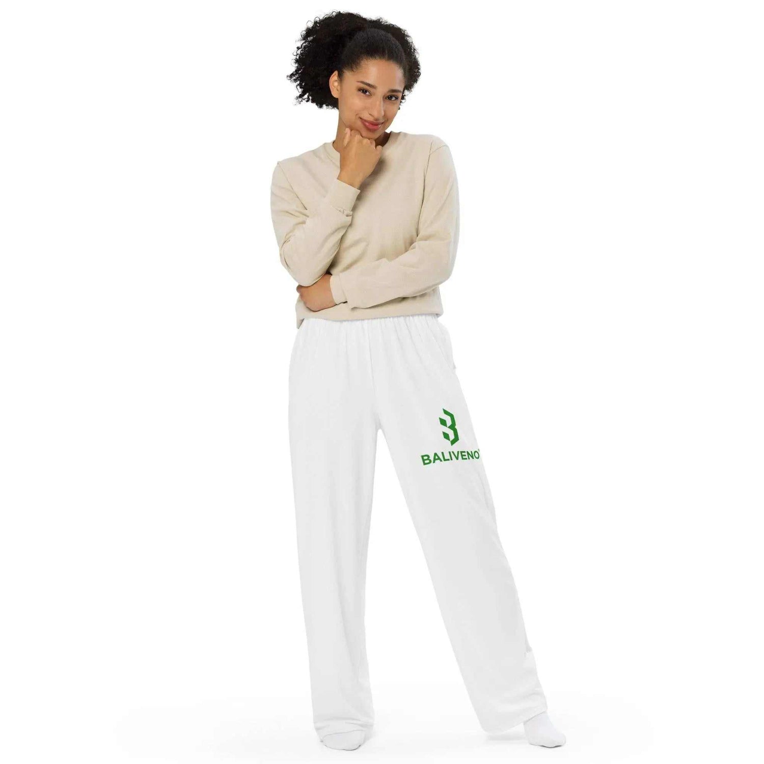 All-over printAll-over print wide-leg pantsUpgrade your loungewear with the trendy All-Over Print Wide-Leg Pants. These stylish knit pants combine the relaxed feel of sweatpants with a fashionable all-over pr[Bal]