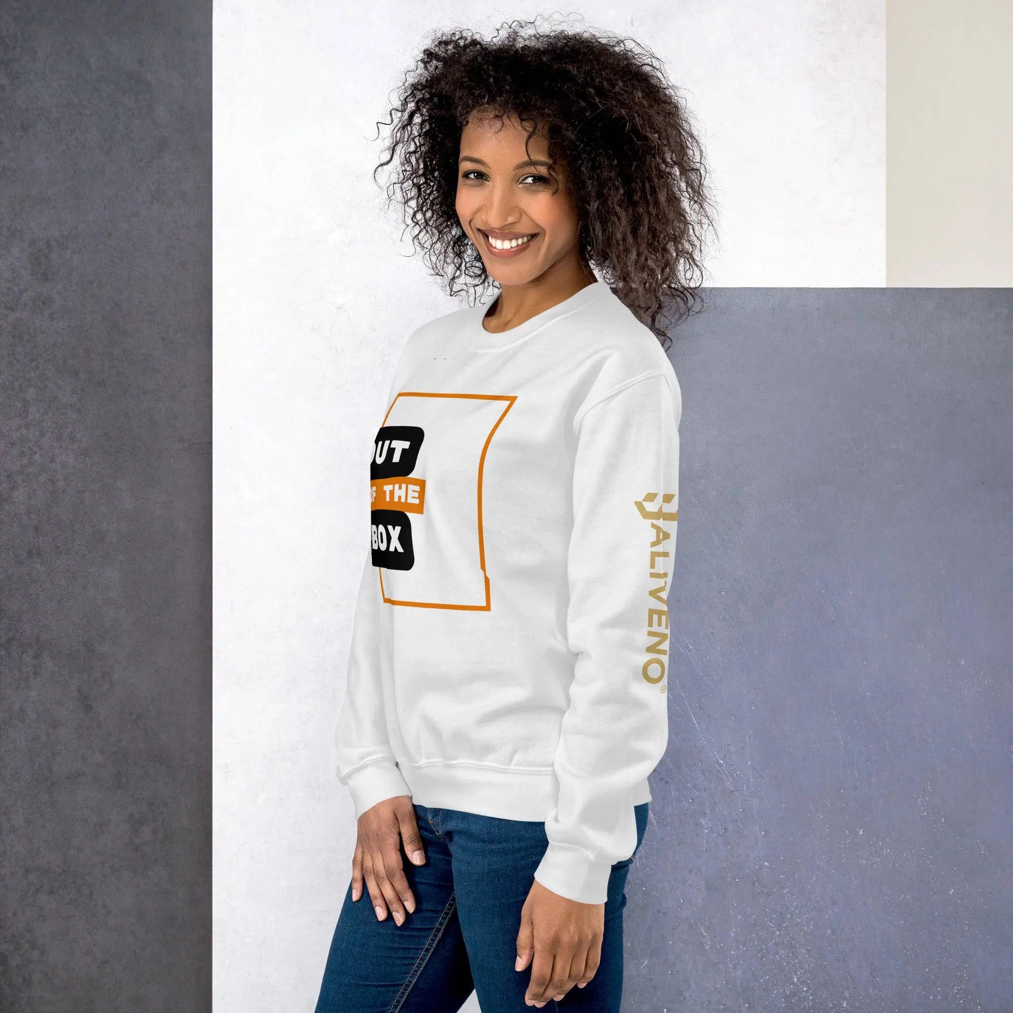 Out Of The Box Sweatshirt - BALIVENO