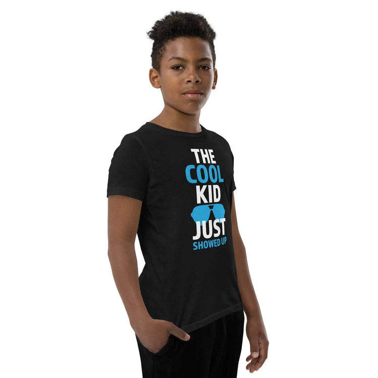 The Cool KidThe Cool Kid Just Showed Up T-ShirtIntroducing "The Cool Kid Just Showed Up" T-shirt – the perfect blend of style, comfort, and sustainability for your little trendsetter! Crafted from 100% organic ri[Bal]