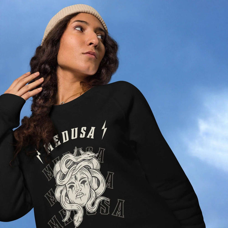 Medusa RaglanMedusa Raglan SweatshirtAchieve both comfort and style effortlessly with our Medusa Raglan Sweatshirt. Designed to be your go-to choice for feeling cozy and looking fashionable, this unisex[Bal]