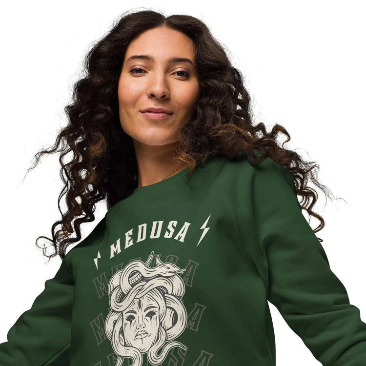 Medusa RaglanMedusa Raglan SweatshirtAchieve both comfort and style effortlessly with our Medusa Raglan Sweatshirt. Designed to be your go-to choice for feeling cozy and looking fashionable, this unisex[Bal]