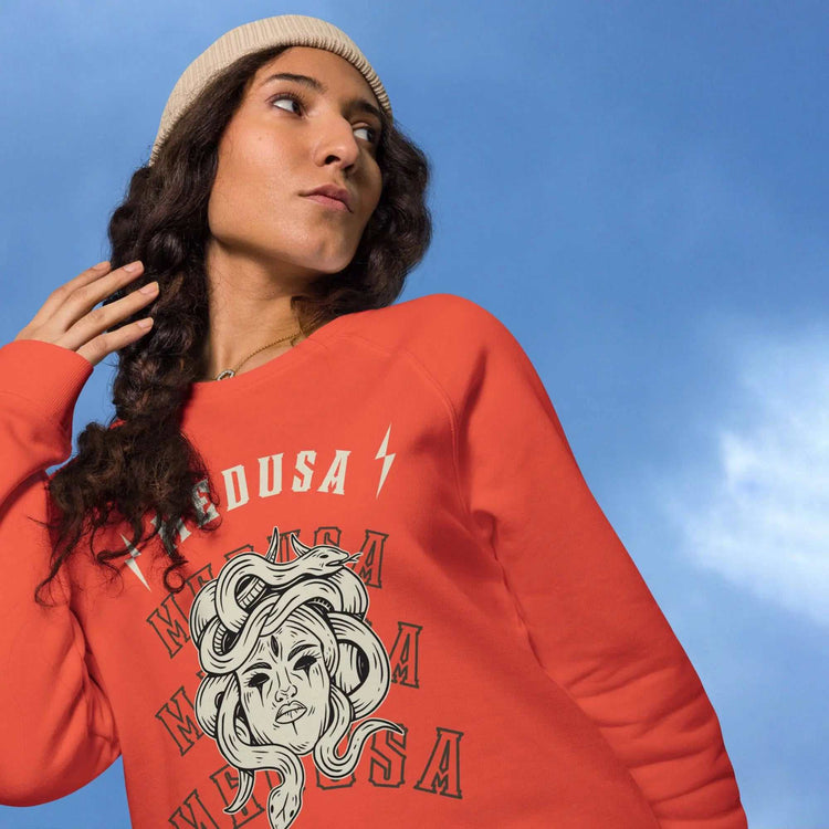 Medusa RaglanMedusa Raglan SweatshirtAchieve both comfort and style effortlessly with our Medusa Raglan Sweatshirt. Designed to be your go-to choice for feeling cozy and looking fashionable, this unisex[Bal]