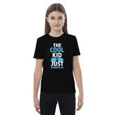 The Cool KidThe Cool Kid Just Showed Up T-shirtIntroducing "The Cool Kid Just Showed Up" T-shirt – the perfect blend of style, comfort, and sustainability for your little trendsetter! Crafted from 100% organic ri[Bal]
