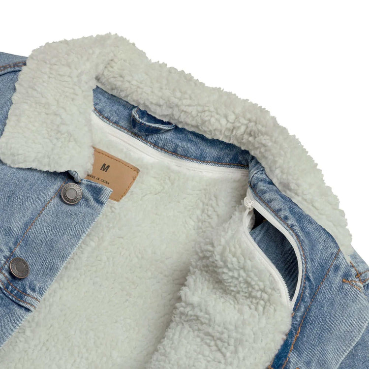 Unisex Denim SherpaUnisex denim sherpa jacketIntroducing the timeless appeal of our Unisex Denim Sherpa Jacket. Whether you&