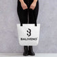 Tote bagTote bagIntroducing our stylish and spacious tote bag, designed to effortlessly carry everything you need while adding a touch of trendiness to your ensemble.
Crafted from 1[Bal]